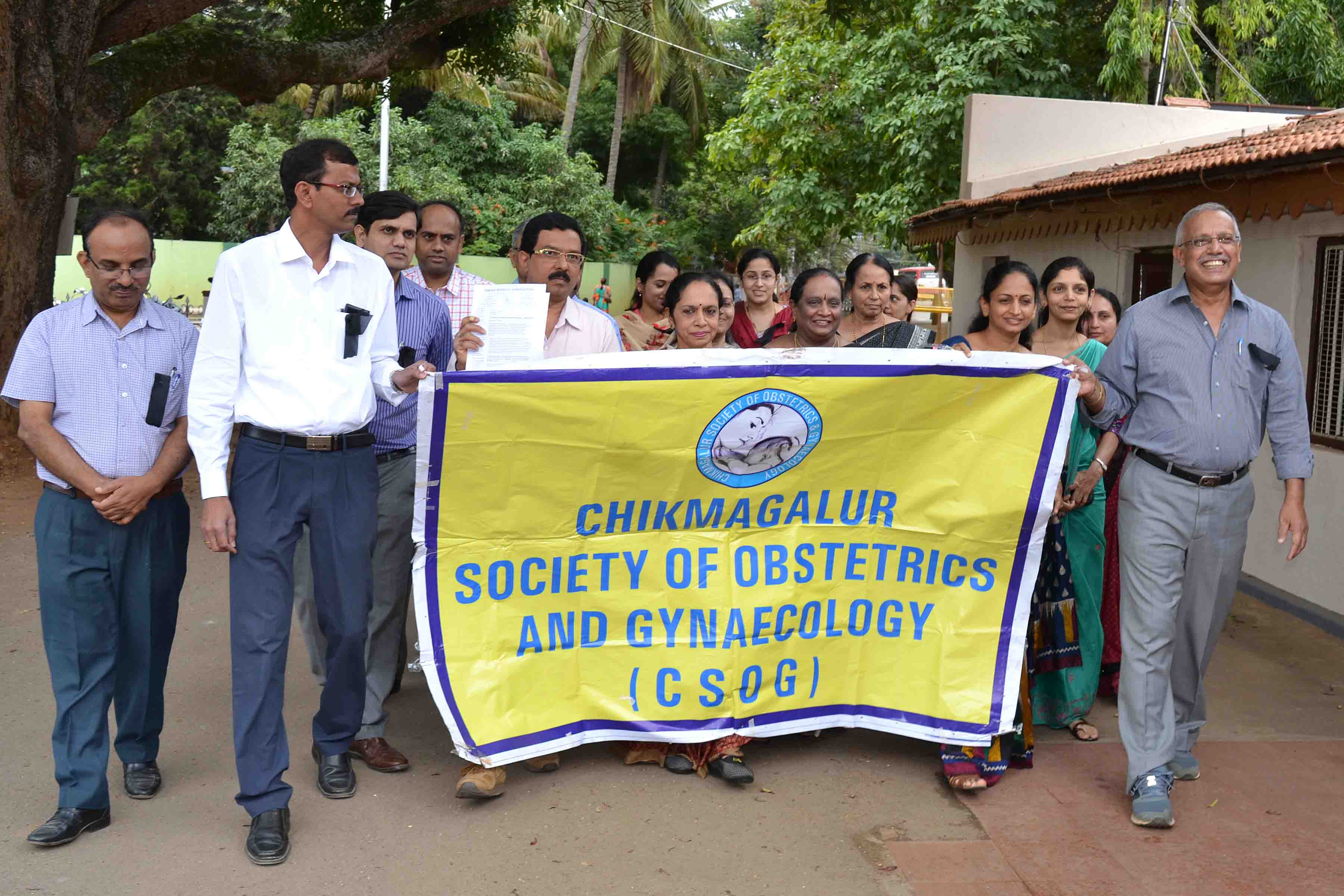 ಲಿಂಗ ಪತ್ತೆ ಕಾಯ್ದೆ ತಿದ್ದ್ದುಪಡಿಗೆ ಆಗ್ರಹಿಸಿ ಧರಣಿ